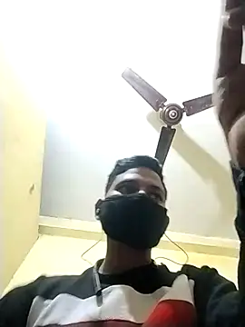 Snapshot of VickyMonster5 chatting on October 28, 2025, 9:06 pm VickyMonster5 online show from October 28, 2025, 9:06 pm