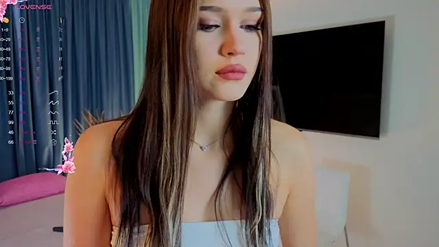 Snapshot of Purple_Rise chatting on October 1, 2025, 12:00 pm Purple Rise online show from October 1, 2025, 12:00 pm