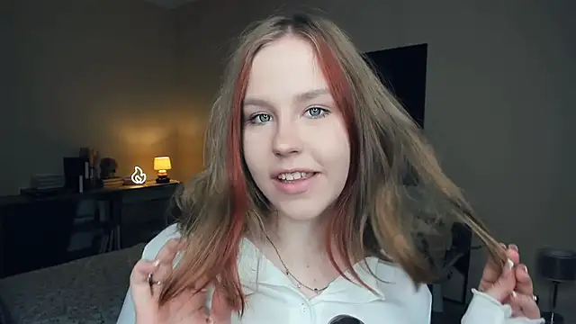 Snapshot of MaliaBourraine chatting on September 23, 2025, 9:01 am MaliaBourraine online show from September 23, 2025, 9:01 am