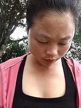 Snapshot of clara-cute chatting on October 16, 2025, 7:09 am clara-cute online show from October 16, 2025, 7:09 am