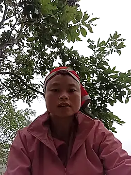 Snapshot of clara-cute chatting on November 7, 2025, 12:21 am clara-cute online show from November 7, 2025, 12:21 am