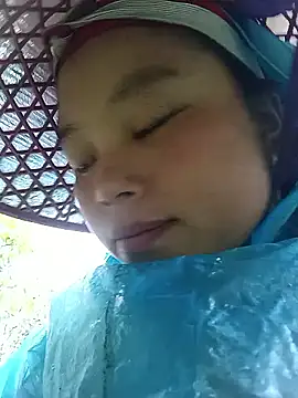 Snapshot of clara-cute chatting on November 8, 2025, 12:22 am clara-cute online show from November 8, 2025, 12:22 am