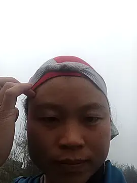 Snapshot of clara-cute chatting on November 12, 2025, 12:11 am clara-cute online show from November 12, 2025, 12:11 am