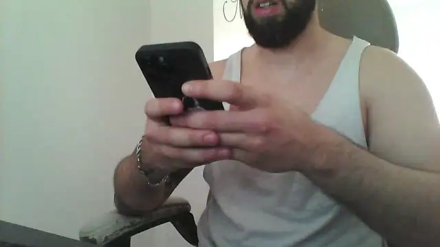 yourfantasy777 online show from April 6, 2026, 11:22 am