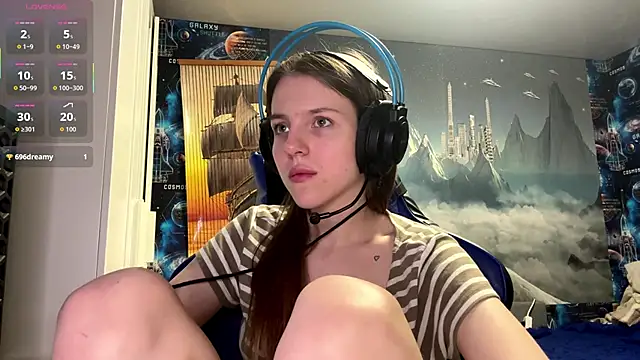 Snapshot of Elira_Breeze chatting on February 26, 2026, 3:00 pm Elira Breeze online show from February 26, 2026, 3:00 pm