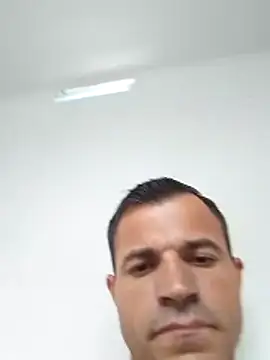 Snapshot of Claudiokkkkk chatting on November 1, 2025, 3:36 pm Claudiokkkkk online show from November 1, 2025, 3:36 pm