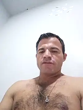 Snapshot of Claudiokkkkk chatting on November 21, 2025, 12:21 am Claudiokkkkk online show from November 21, 2025, 12:21 am