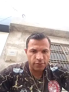 Snapshot of Claudiokkkkk chatting on February 18, 2026, 10:44 am Claudiokkkkk online show from February 18, 2026, 10:44 am