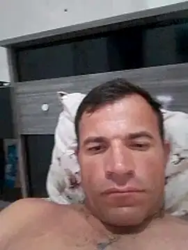 Snapshot of Claudiokkkkk chatting on February 25, 2026, 9:46 pm Claudiokkkkk online show from February 25, 2026, 9:46 pm