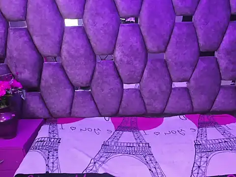 Snapshot of burbuja_pink_ chatting on February 17, 2026, 3:25 am burbuja pink online show from February 17, 2026, 3:25 am