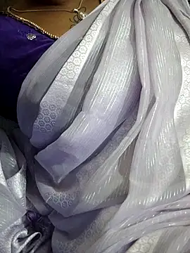 sweetqueen143 online show from September 26, 2025, 4:00 pm