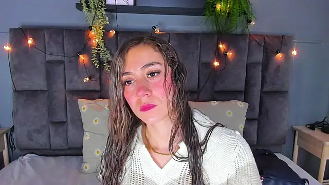 MyApril   online show from March 25, 2026, 12:44 pm