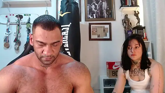 Snapshot of henryhadesflirt chatting on December 22, 2025, 9:56 pm henryhadesflirt online show from December 22, 2025, 9:56 pm