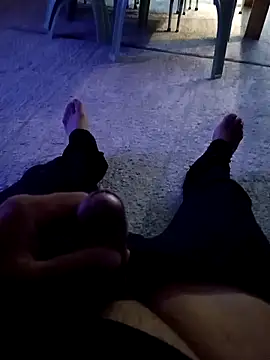 Snapshot of kostass1984 chatting on February 27, 2026, 10:10 pm kostass1984 online show from February 27, 2026, 10:10 pm