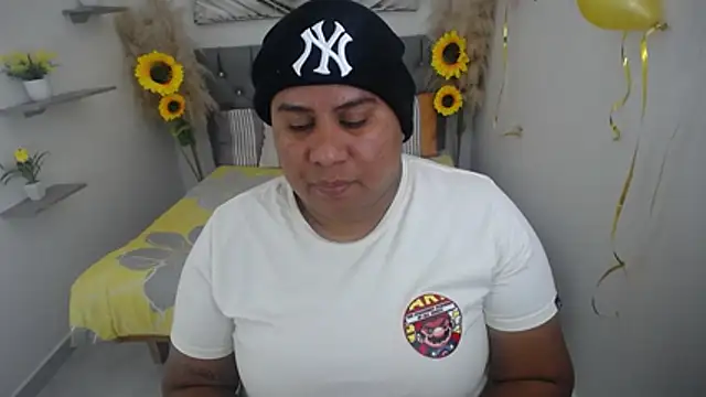 Snapshot of hotlesby_valery chatting on October 13, 2025, 7:25 pm hotlesby valery online show from October 13, 2025, 7:25 pm