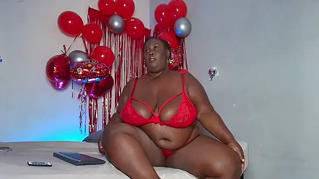 CarolinaGomez  online show from February 19, 2026, 7:43 pm