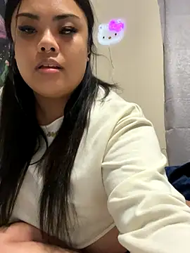 kiaradanielaxx online show from November 25, 2025, 7:08 am