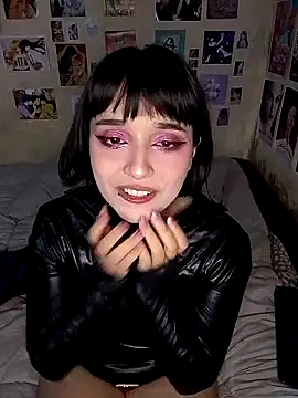 Snapshot of lucianasama chatting on September 24, 2025, 3:21 am lucianasama online show from September 24, 2025, 3:21 am