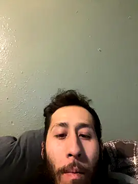 Snapshot of YawledHominid chatting on October 31, 2025, 5:08 am YawledHominid online show from October 31, 2025, 5:08 am