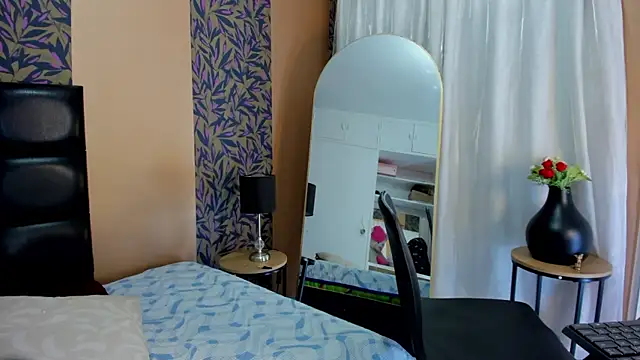 Snapshot of sarita_princess7 chatting on October 17, 2025, 11:07 pm sarita princess7 online show from October 17, 2025, 11:07 pm