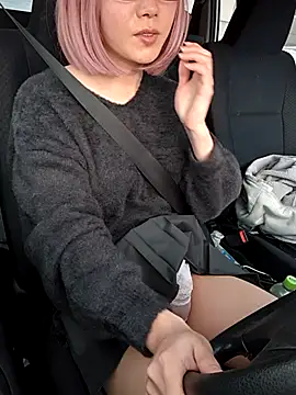 Snapshot of takusaki223 chatting on February 1, 2026, 5:50 am takusaki223 online show from February 1, 2026, 5:50 am