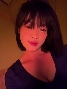 Tramy xx online show from February 11, 2026, 1:49 pm