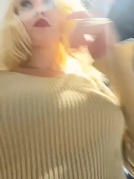 RonnieKiss online show from March 10, 2026, 9:58 am