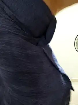 Snapshot of VIncent_mimi chatting on March 4, 2026, 4:02 pm VIncent mimi online show from March 4, 2026, 4:02 pm