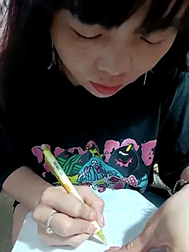 Snapshot of Minssara20 chatting on November 10, 2025, 11:53 am Minssara20 online show from November 10, 2025, 11:53 am