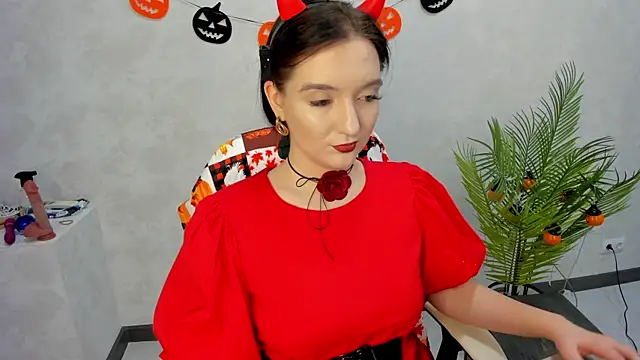 Snapshot of Lesley_Wins chatting on October 31, 2025, 8:04 am Lesley Wins online show from October 31, 2025, 8:04 am