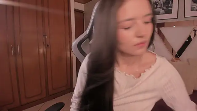 HaathorX online show from October 18, 2025, 3:02 pm