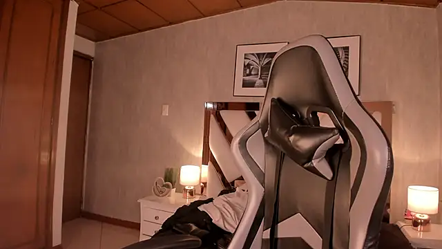 HaathorX online show from November 1, 2025, 10:34 pm