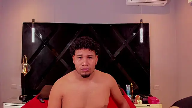 LucasandSasha online show from April 14, 2026, 7:31 pm