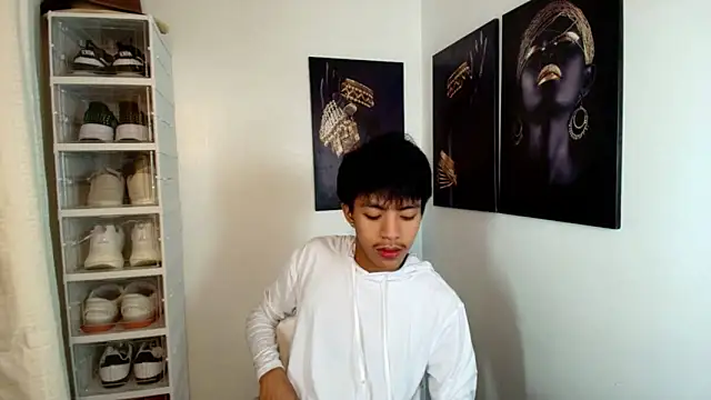 jayxxxlovescock online show from September 27, 2025, 4:12 pm