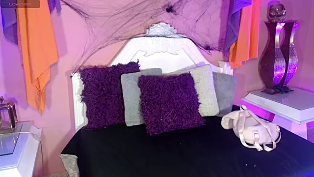  IsabellaRousse online show from November 1, 2025, 7:38 pm