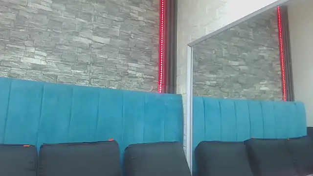 Lil Rose2006 online show from November 7, 2025, 1:00 pm