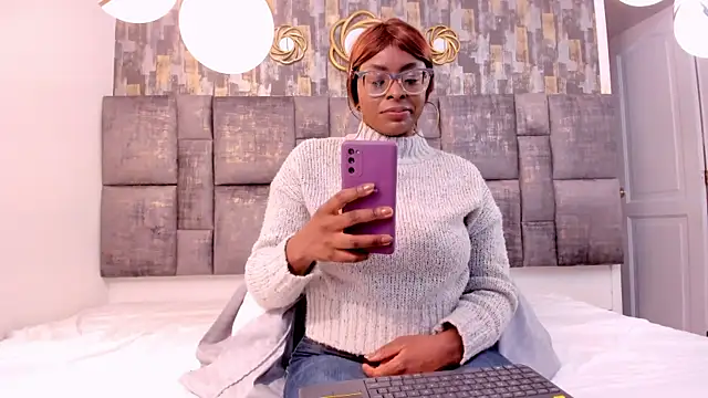 Snapshot of LolaJenkinss chatting on October 9, 2025, 4:10 am LolaJenkinss online show from October 9, 2025, 4:10 am