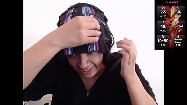 Acelinrose online show from October 12, 2025, 3:11 pm