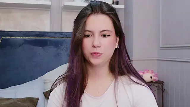 Akira Halls online show from November 8, 2025, 8:40 pm