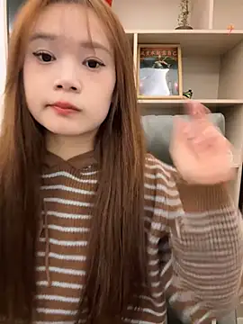 YY-27 online show from October 27, 2025, 5:55 am