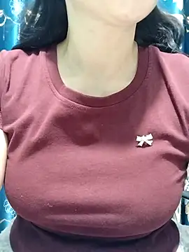 Mc chinese online show from December 15, 2025, 7:23 am