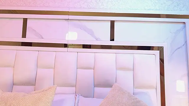 samanthaa sm online show from February 28, 2026, 11:44 am