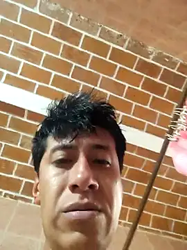 Snapshot of Carlos27hot chatting on November 14, 2025, 9:24 pm Carlos27hot online show from November 14, 2025, 9:24 pm