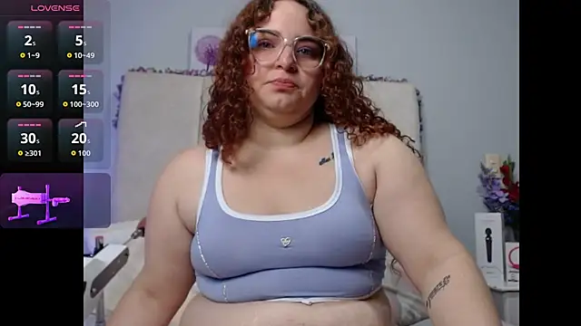 Snapshot of AmandaaWats chatting on October 9, 2025, 7:34 pm AmandaaWats online show from October 9, 2025, 7:34 pm