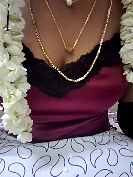 Snapshot of jasminetaml chatting on October 10, 2025, 7:35 pm jasminetaml online show from October 10, 2025, 7:35 pm