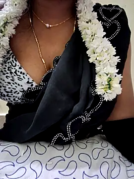 Snapshot of jasminetaml chatting on October 30, 2025, 5:57 pm jasminetaml online show from October 30, 2025, 5:57 pm