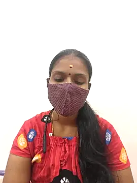 Snapshot of Tamil_Yalini12 chatting on October 8, 2025, 6:49 pm Tamil Yalini12 online show from October 8, 2025, 6:49 pm