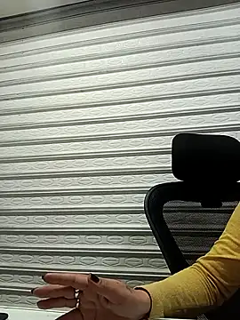 Snapshot of Alisson_Stonee chatting on February 3, 2026, 9:42 pm Alisson Stonee online show from February 3, 2026, 9:42 pm