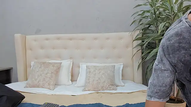 Snapshot of Angel_Dustts chatting on October 9, 2025, 7:34 pm Angel Dustts online show from October 9, 2025, 7:34 pm