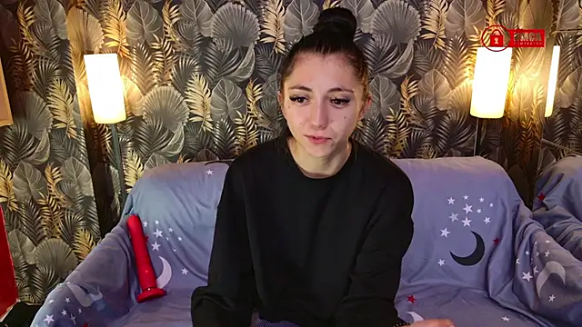 Snapshot of Charming_LIA chatting on November 8, 2025, 5:01 pm Charming LIA online show from November 8, 2025, 5:01 pm